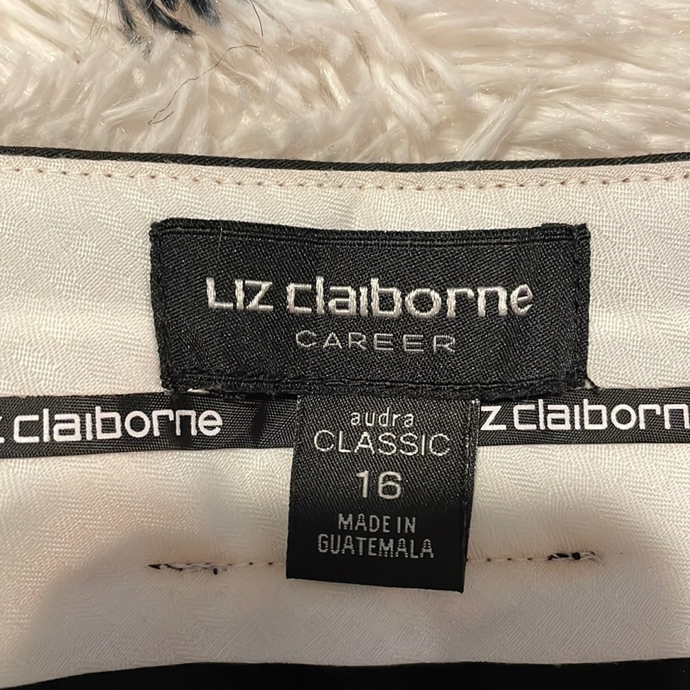 Black Trouser Pants only worn once. They have a little stretch.